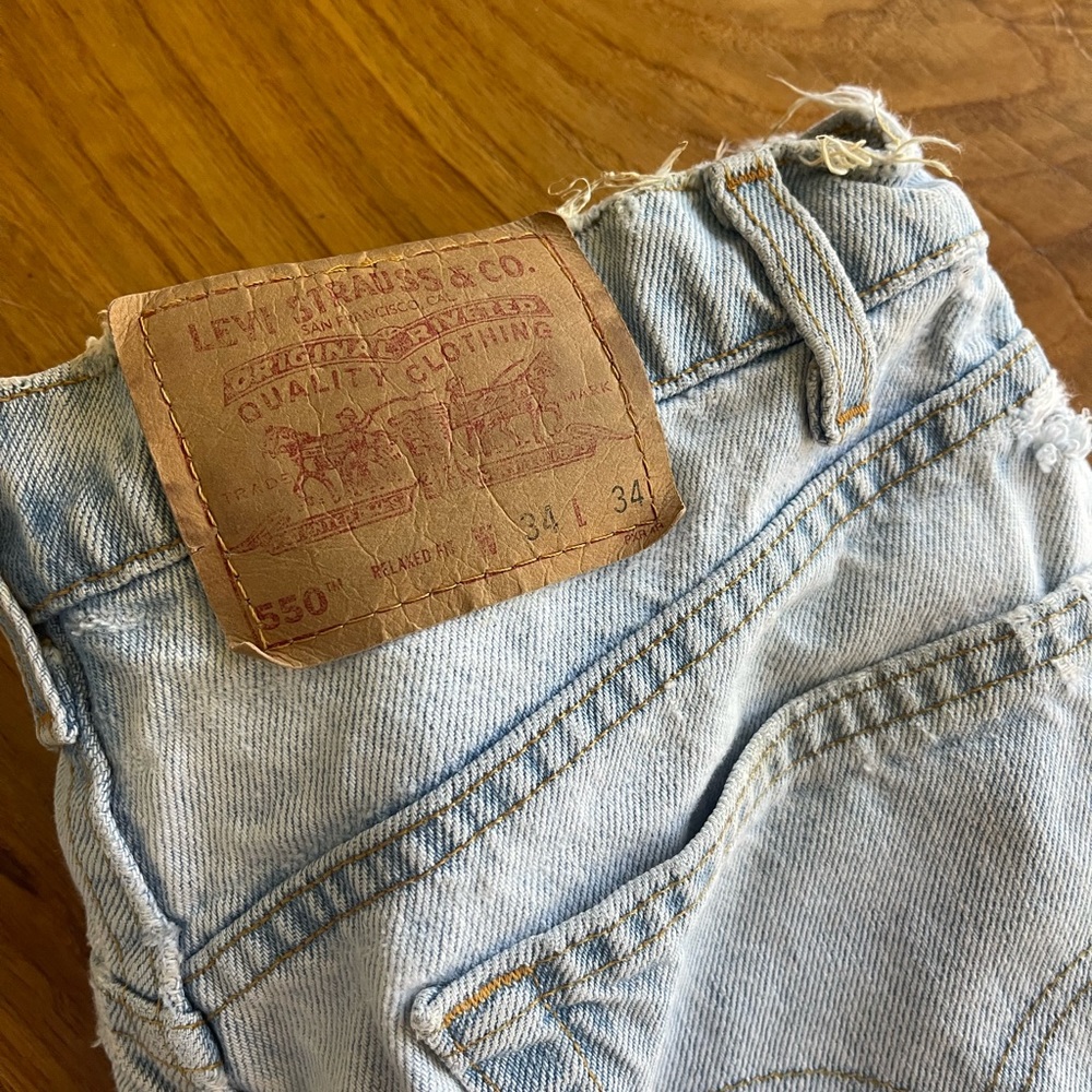 Men’s vintage Levi 505 relaxed fit 34x34